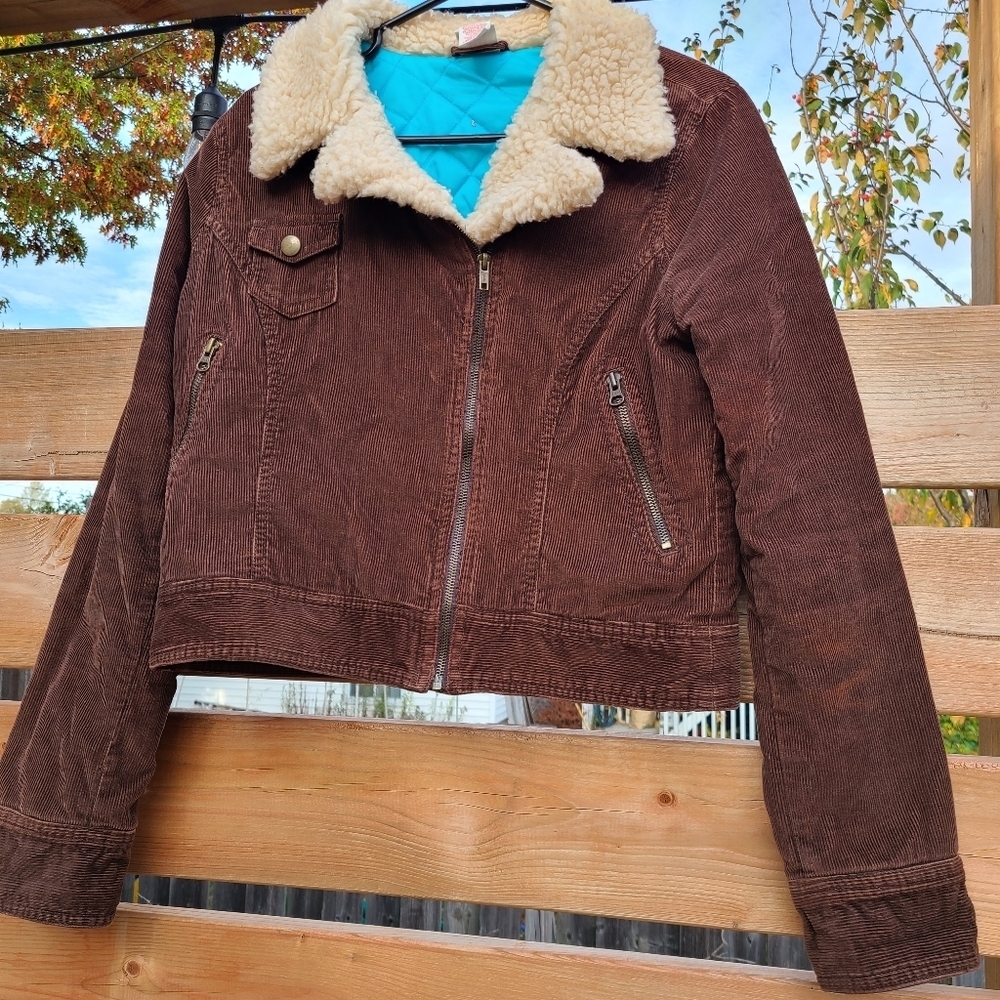 Brown faux sherpa curdoroy cropped jacket by Mossimo